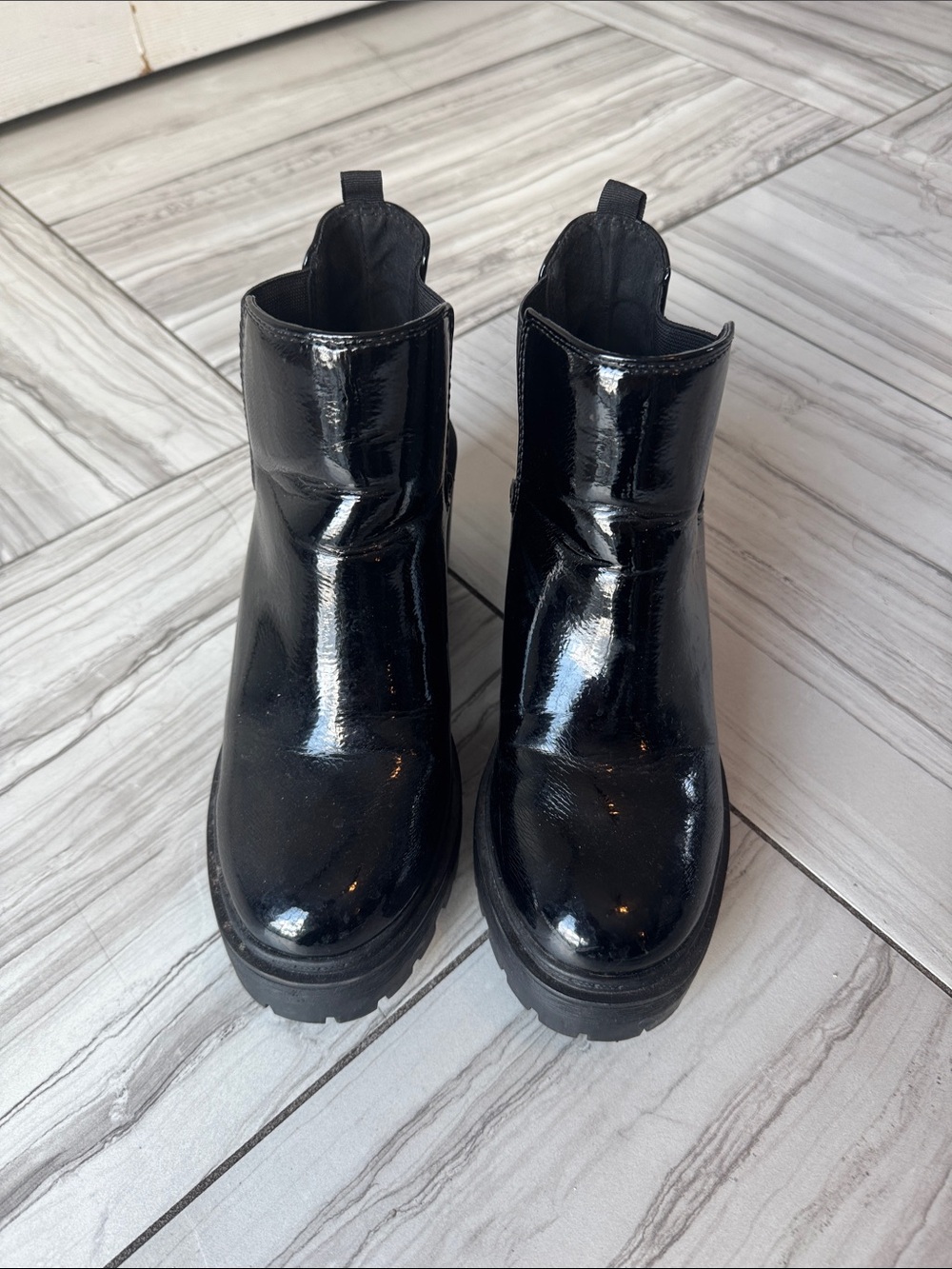 SODA Patent Chunky Chelsea Boots